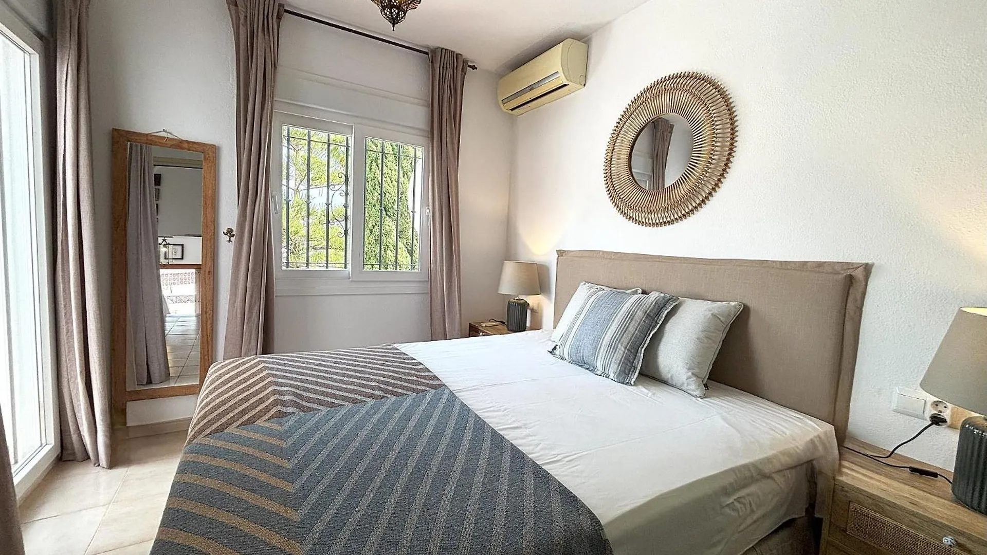 Calle Descartes 9 - Eurosur Nerja Villa